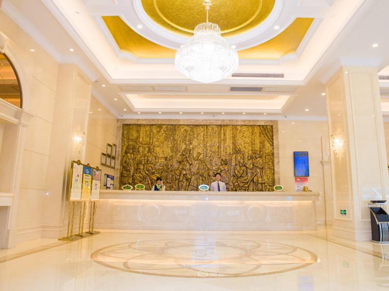 Vienna Classic Hotel Qingyuan Taihe Ancient Cave Scenic Area Экстерьер фото